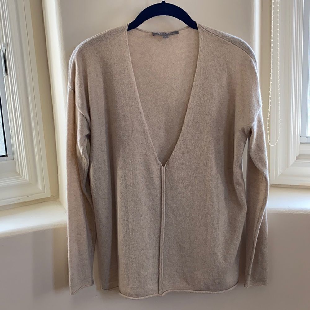 Neiman Marcus Cashmere Womens Sweater